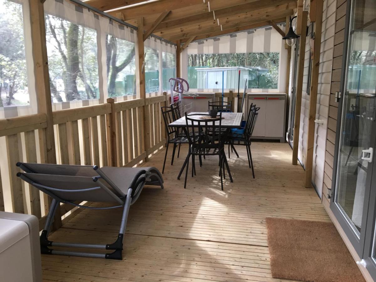 Mobilhome Familial 6 A 7 P 3 Chambres 42 M2 Saint Brevin Les Pierres Couchees Exteriör bild