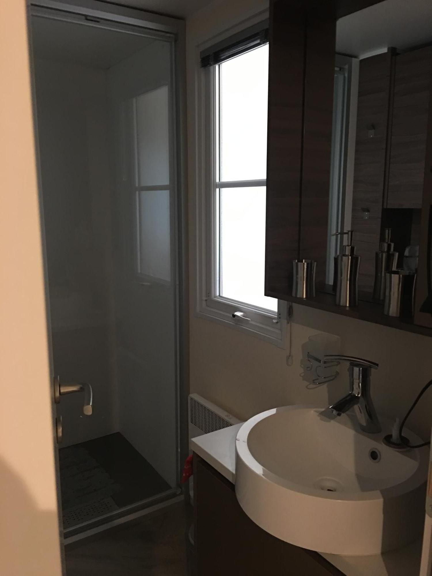 Mobilhome Familial 6 A 7 P 3 Chambres 42 M2 Saint Brevin Les Pierres Couchees Exteriör bild