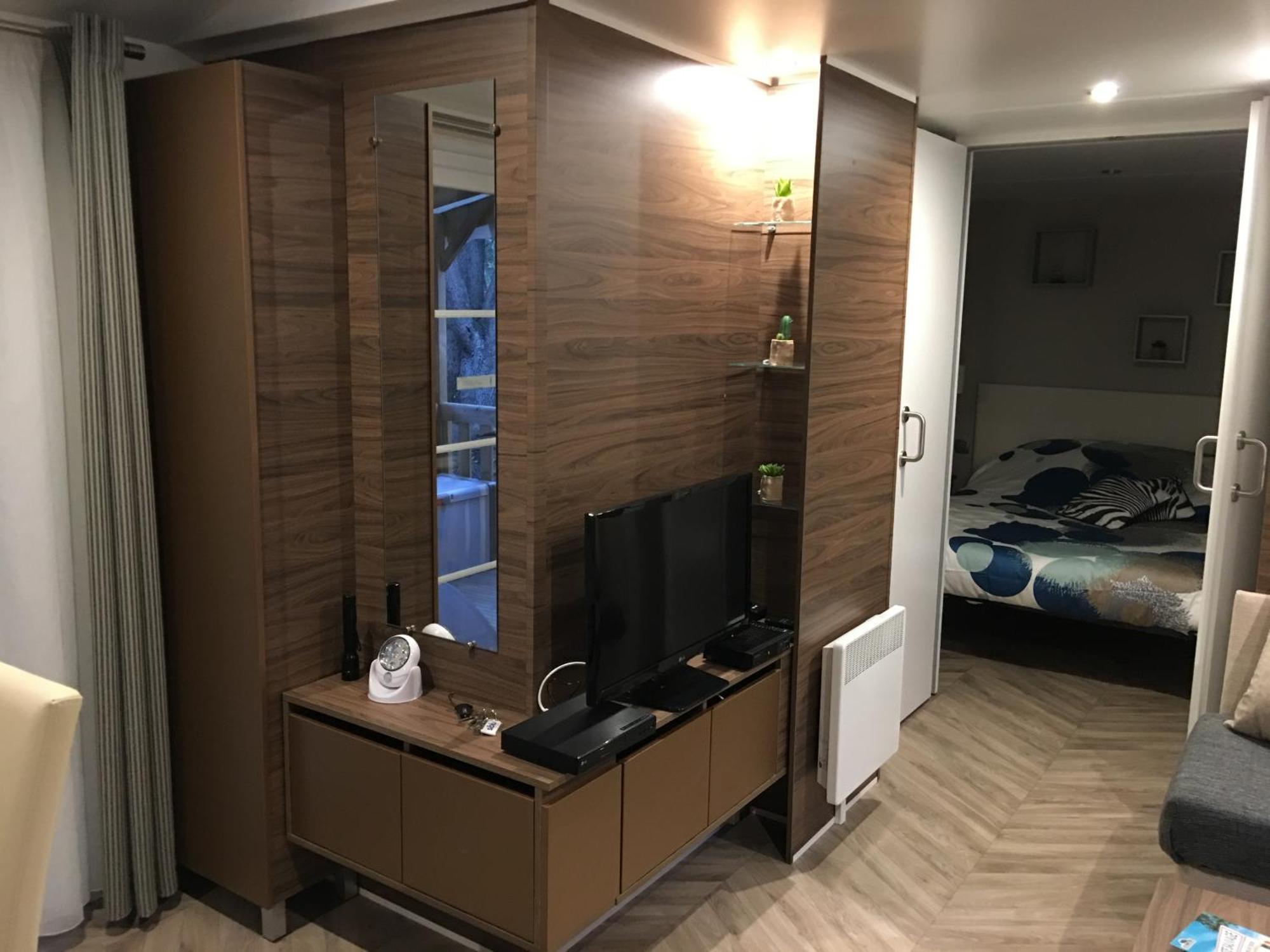 Mobilhome Familial 6 A 7 P 3 Chambres 42 M2 Saint Brevin Les Pierres Couchees Exteriör bild